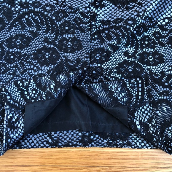 Limited skirt - Picture 3 of 4